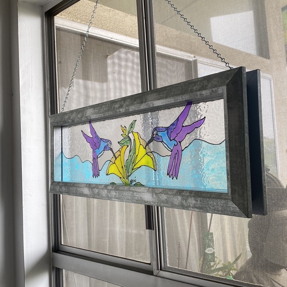 Beautiful large hummingbird sun catcher - Picture 4 of 4